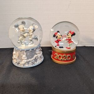 Disney Store 2020 2002 Snow Globe Christmas Santa Claus Mickey and Minnie Lot
